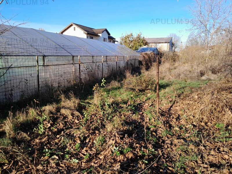 Teren de vanzare in JIlava / IF langa scoala